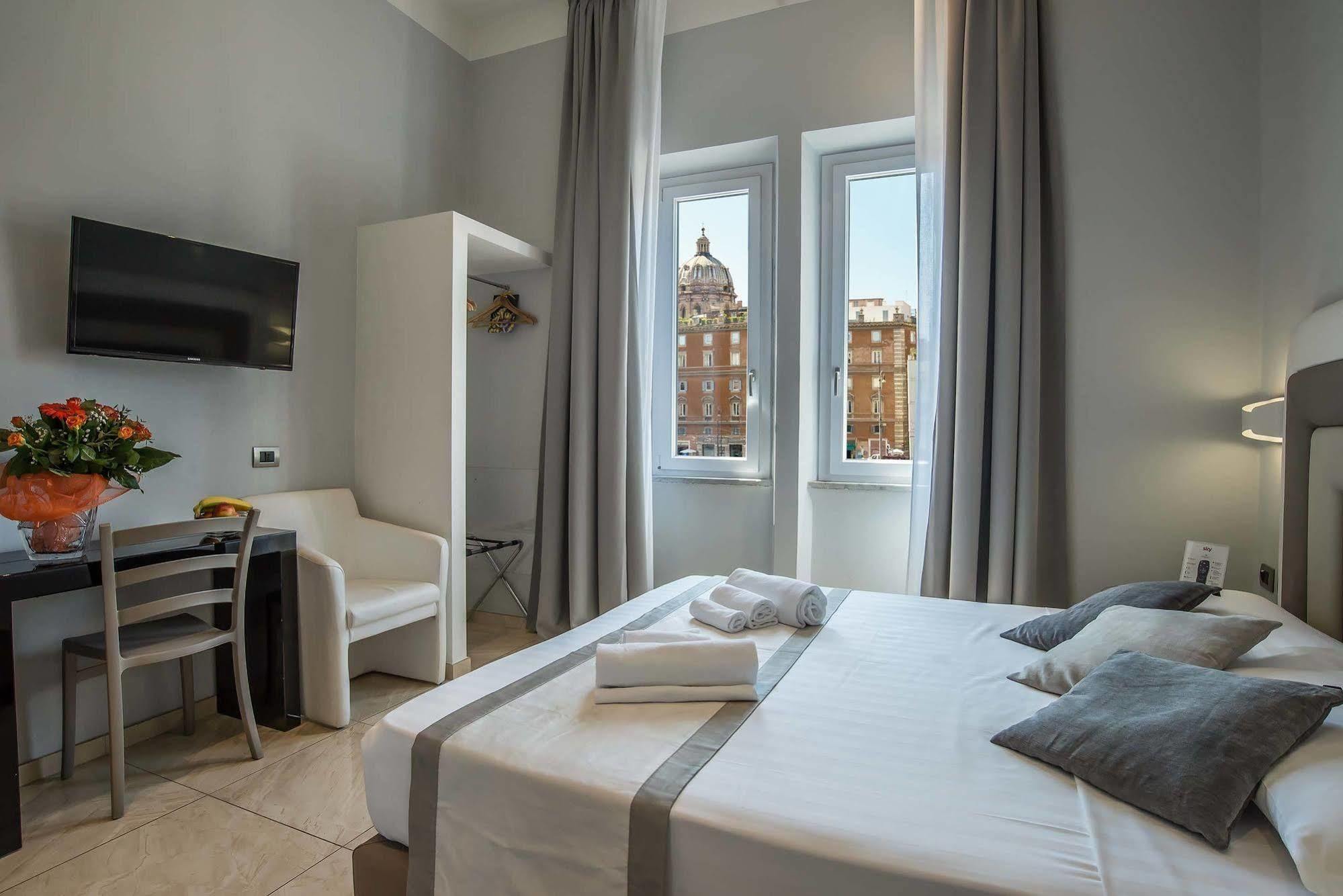 Hotel Pantheon Caesar Relais Roma Exterior foto